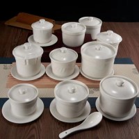 Ceramic stew pot with water separation